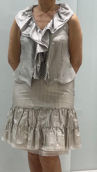 Conjunto seda rayas beige/gris T.42