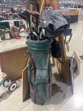 Bolsa de golf Adidas con palos