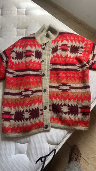 Chaqueta de lana con estampado étnico