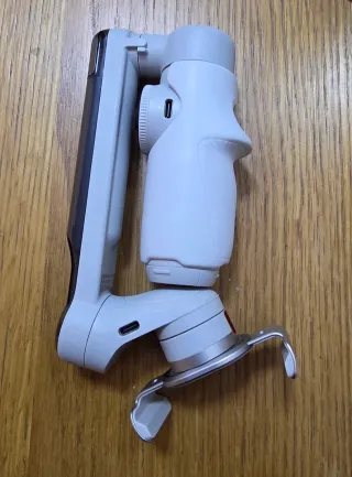 Insta360 Flow Gimbal per smartphone