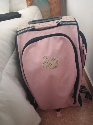 Maleta infantil rosa con ruedas