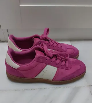 Zapatillas rosas de Zara talla 38
