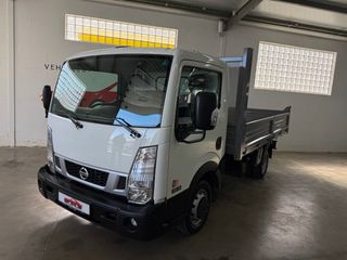 Nissan NT400 Cabstar caja abierta volquete 2021