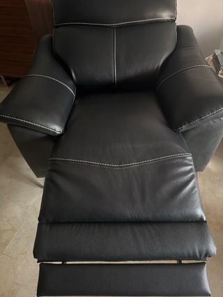 Poltrona relax in pelle nera