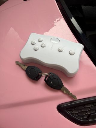 Coche eléctrico infantil rosa