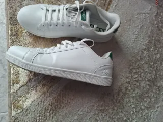 Zapatillas Kappa Blancas y Verdes