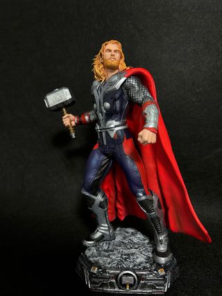 Figura de resina de Thor