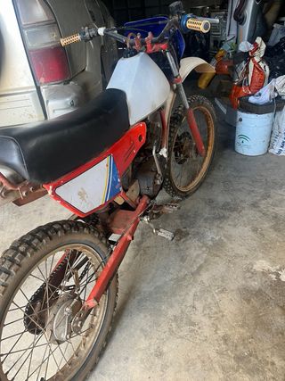 Moto Puch Condor MD 85 Roja/Amarilla