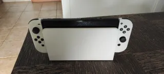 Nintendo Switch Blanca y Negra