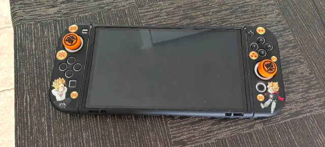 Nintendo Switch Blanca y Negra