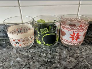 Set 6 Vasos Agua y una taza