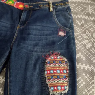 Pantalón vaquero Desigual multicolor