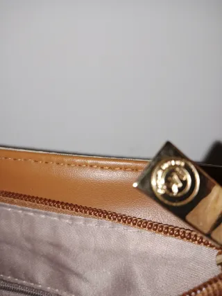 Bolso Michael Kors Mujer Beige y Dorado