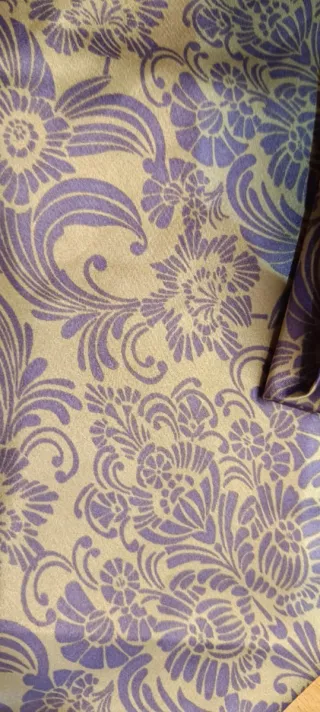 Pañuelo Raso Beige y Morado