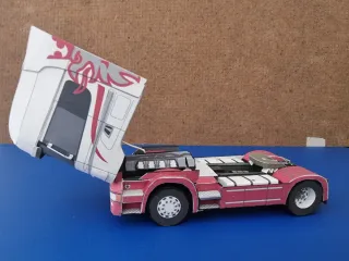 Maqueta Scania R 1:43 Cartulina