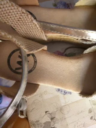 Alpargatas cuña plateadas talla 38