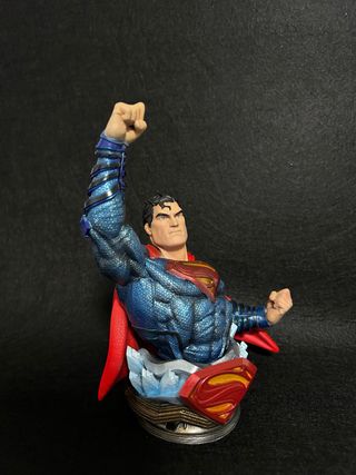Figura de resina de Superman
