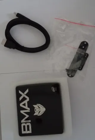 Mini PC BMAX 8GB RAM Win 10 Pro + Office 365