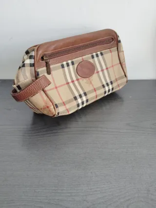 Neceser Burberry Clásico