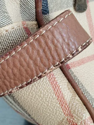 Neceser Burberry Clásico