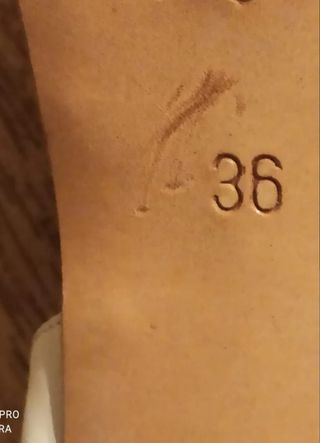 Zapatos de piel talla 36. Mujer. Nuevos.