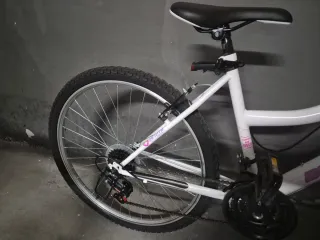 Bicicleta de Montaña 26 Blanca y Rosa