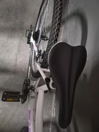 Bicicleta de Montaña 26 Blanca y Rosa
