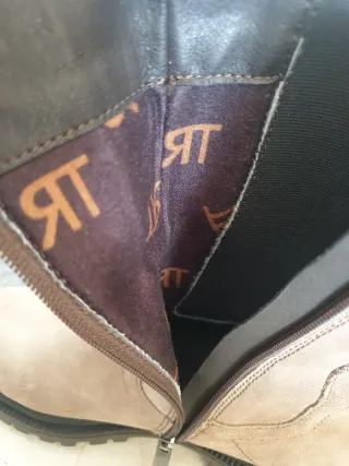 Botas ante taupe Roberto Torretta T39 nuevas