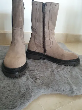 Botas ante taupe Roberto Torretta T39 nuevas