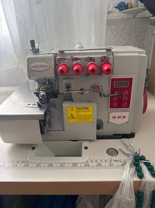 Máquina de coser industrial ultra SEW