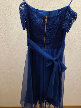 Vestido fiesta azul eléctrico encaje