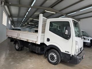 Nissan NT400 Cabstar caja abierta volquete 2021