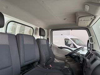 Nissan NT400 Cabstar caja abierta volquete 2021