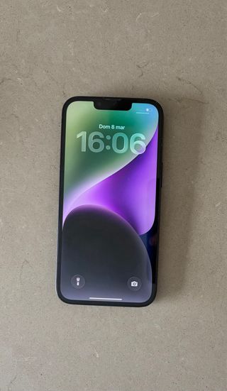 iPhone 14 128GB Medianoche
