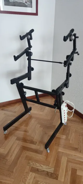 Soporte Teclado On-Stage Stands Triple