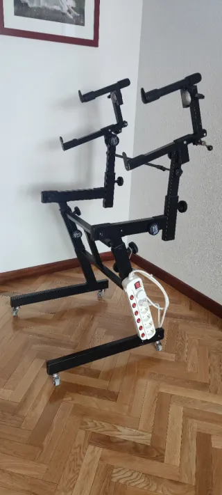 Soporte Teclado On-Stage Stands Triple