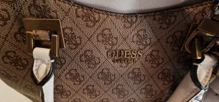 Bolso Guess shopping mediano bandolera