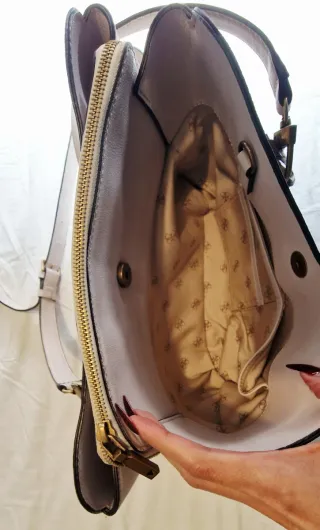 Bolso Guess shopping mediano bandolera