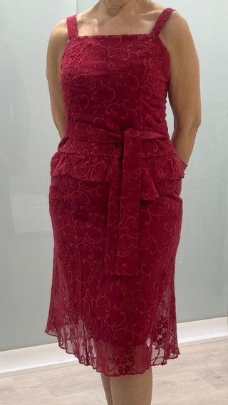Conjunto encaje rojo talla 42