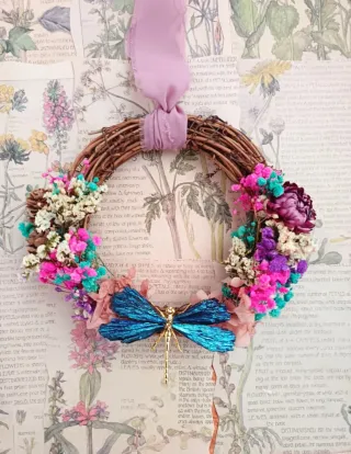 Corona Celestial de Libélula Turmalina