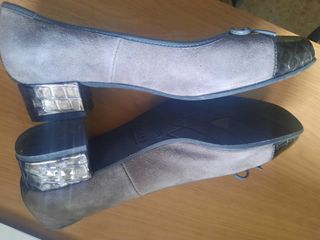 Manoletinas tacón mujer gris/marrón