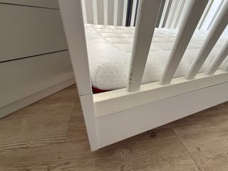 Cuna bebé/niño hasta 3-4 años marca Quax