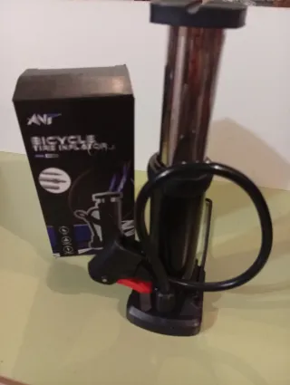 Bomba de pie para bicicleta