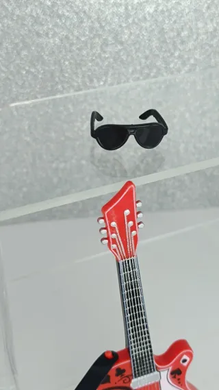 Guitarra Hard Rock para Muñeca Barbie