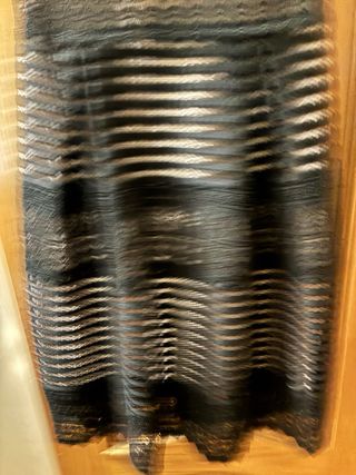 Vestido negro ceremonia con transparencias