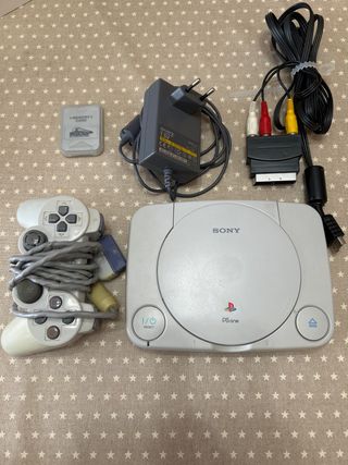 Consola Sony PS one + Accesorios