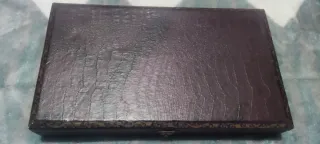 Antiguos cubiertos de mesa