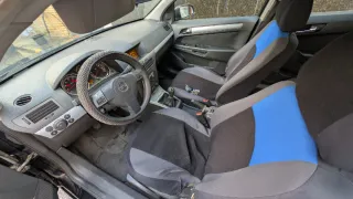 Opel Astra 2004