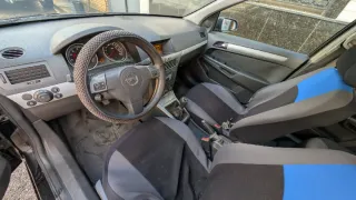 Opel Astra 2004