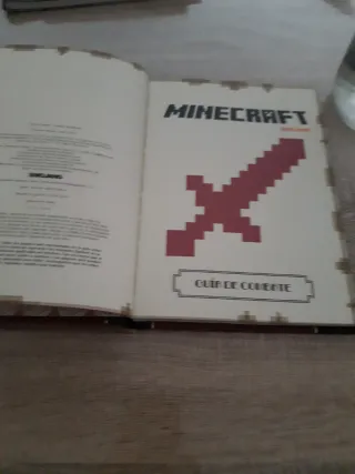 Libro Minecraft: Guida al Combattimento